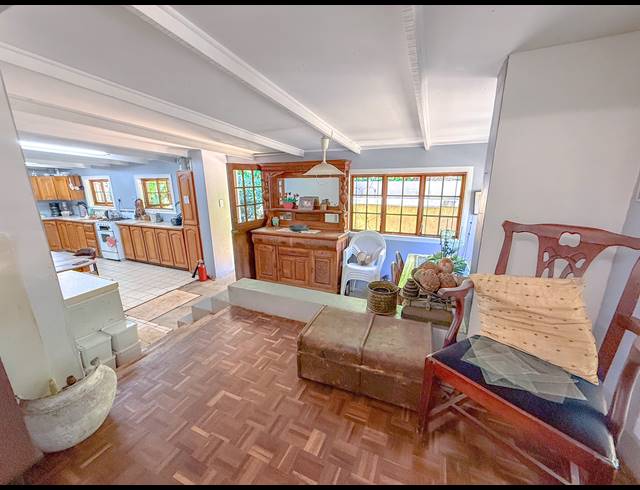 7 BEDROOM HOUSE FOR SALE IN FAIRVIEW